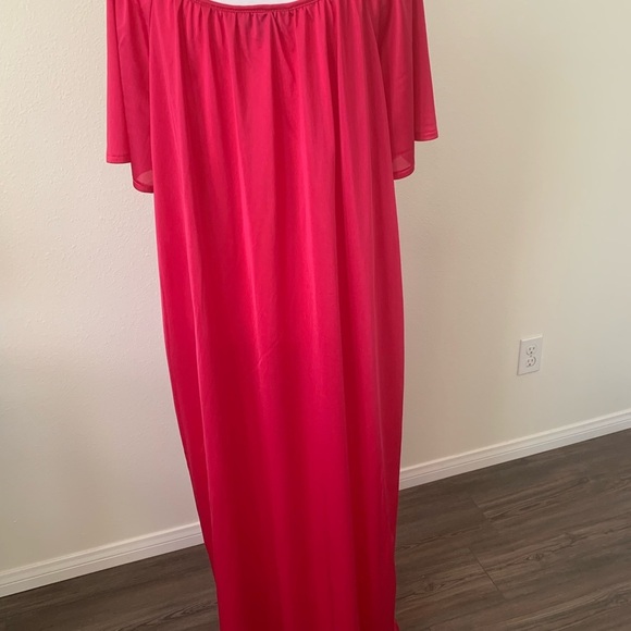 Night Gown - Picture 4 of 7